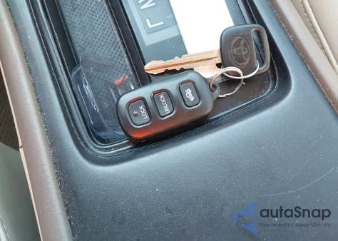 2002 Toyota Avalon Xl from USA, damaged, VIN 4T1BF28B02U236275